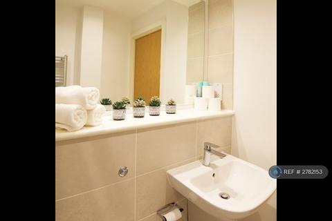 1 bedroom flat to rent, Oldfield Road, Manchester, M5