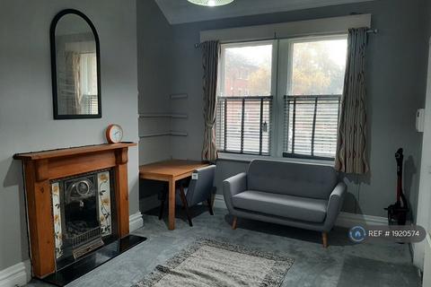 1 bedroom flat to rent, North Hill Road, Headingley, LS6