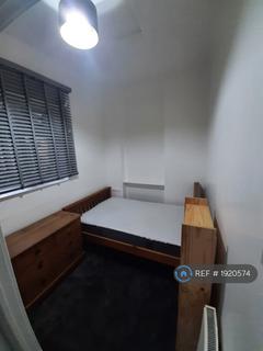 1 bedroom flat to rent, North Hill Road, Headingley, LS6