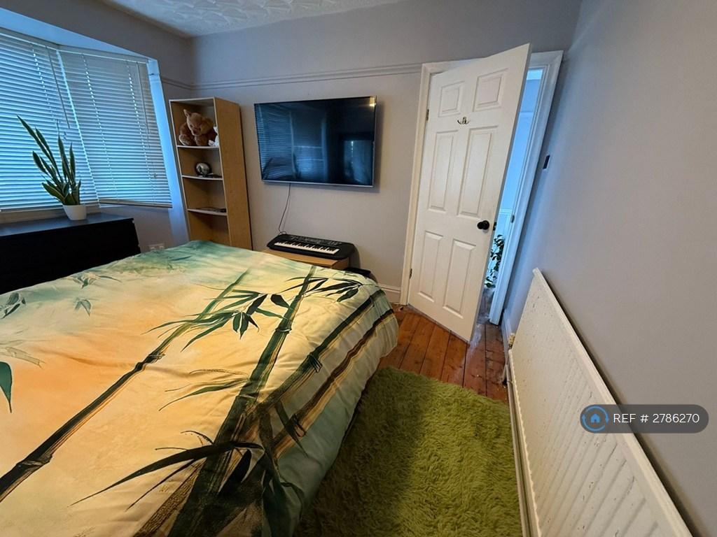 Bedroom2