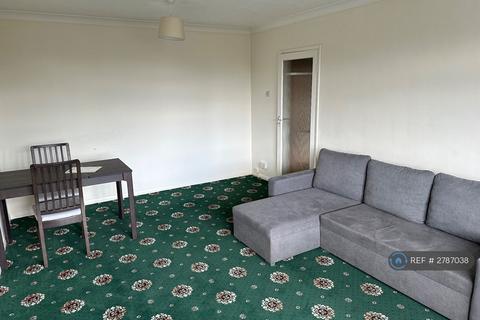 1 bedroom flat to rent, Hollenden, Branksome, Poole, BH12