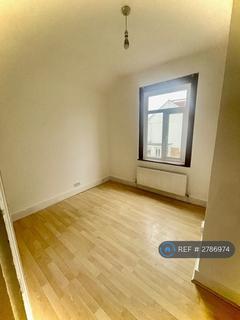 undefined, Queens Avenue, Watford, WD18