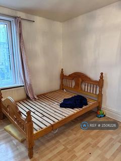3 bedroom terraced house to rent, Hollings Road, Bradford, BD8