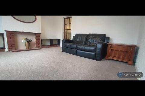 2 bedroom terraced house to rent, Silverdale Road, Bolton, BL1
