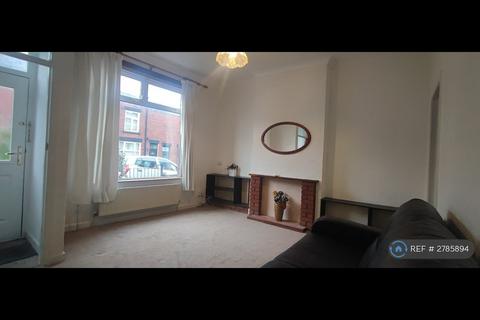 2 bedroom terraced house to rent, Silverdale Road, Bolton, BL1