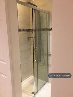 Studio to rent, Canterbury Road, Harrow, HA1
