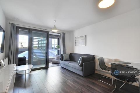 1 bedroom flat to rent, Westgate House, Brentford, TW8