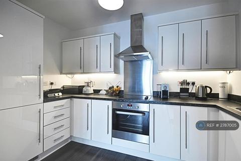 1 bedroom flat to rent, Westgate House, Brentford, TW8