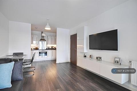 1 bedroom flat to rent, Westgate House, Brentford, TW8
