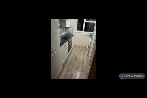 undefined, Hillfield, Hatfield, AL10