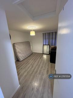 undefined, Hillfield, Hatfield, AL10