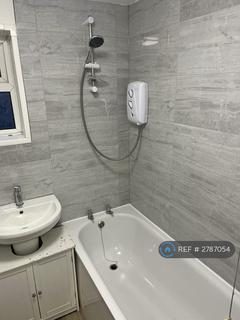 undefined, Hillfield, Hatfield, AL10