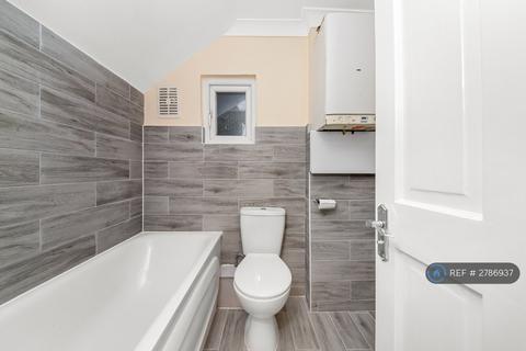 2 bedroom flat to rent, Oakfield Road, Croydon, CR0