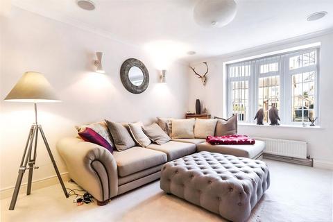 3 bedroom semi-detached house for sale, Pinewood Avenue, Crowthorne, Berkshire