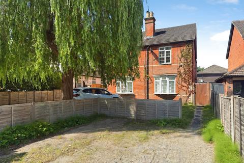 3 bedroom semi-detached house for sale, Pinewood Avenue, Crowthorne, Berkshire
