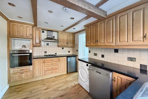 3 bedroom semi-detached house for sale, Pinewood Avenue, Crowthorne, Berkshire