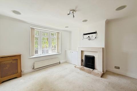 3 bedroom semi-detached house for sale, Pinewood Avenue, Crowthorne, Berkshire