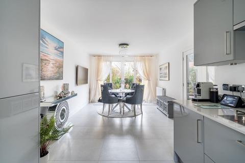 undefined, Chestnut Drive, Pulborough RH20