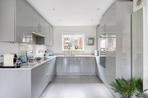 undefined, Chestnut Drive, Pulborough RH20