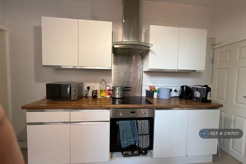 4 bedroom terraced house to rent, Kensington Road, Coventry, CV5