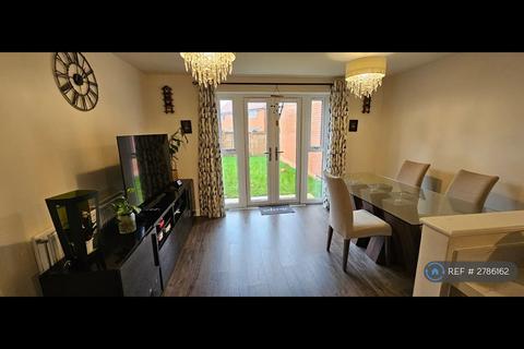 4 bedroom semi-detached house to rent, Steersman Lane, Aylesbury, HP22