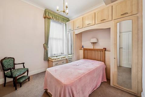 2 bedroom apartment for sale, Stafford Mansions, Stafford Place, London, SW1E