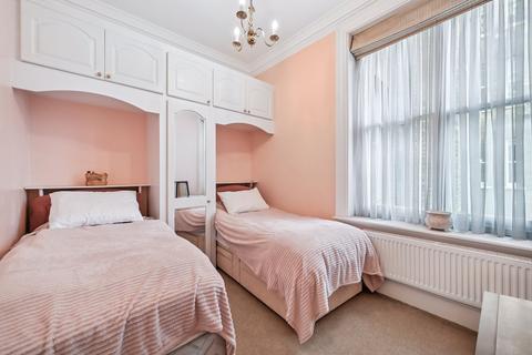 2 bedroom apartment for sale, Stafford Mansions, Stafford Place, London, SW1E