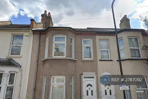 1 bedroom in a house share to rent, Walthamstow, London, E17