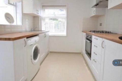 1 bedroom in a house share to rent, Walthamstow, London, E17