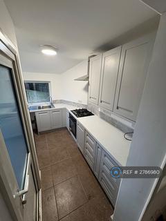 4 bedroom end of terrace house to rent, Priory Gardens, Dartford, DA1