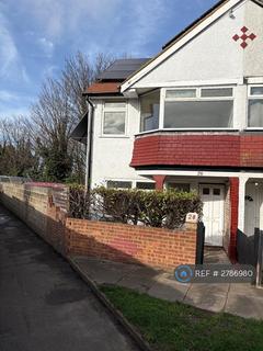 4 bedroom end of terrace house to rent, Priory Gardens, Dartford, DA1