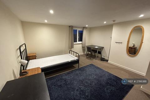 undefined, Cowper St, Northampton, NN1