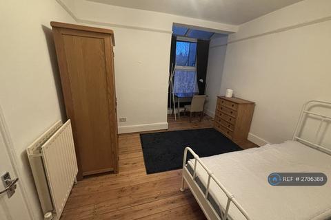 undefined, Cowper St, Northampton, NN1