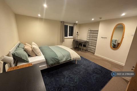 undefined, Cowper St, Northampton, NN1