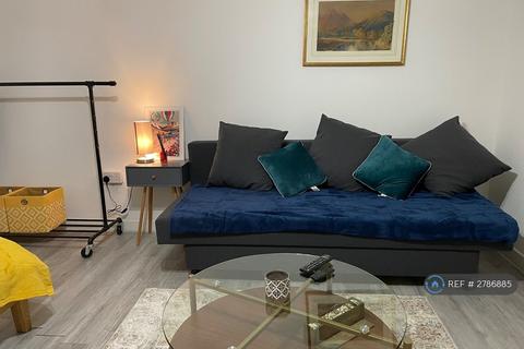 undefined, Tower Grove, Leeds, LS12