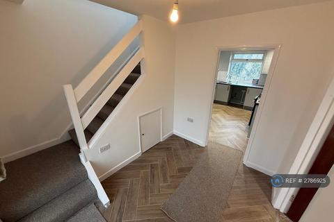 3 bedroom end of terrace house to rent, Hillary Road, Maidstone, ME14
