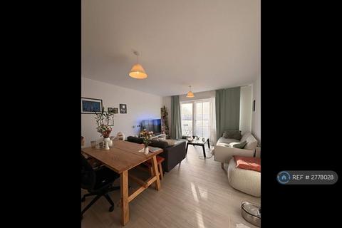 2 bedroom flat to rent, Charles Sevright Way, London, NW7