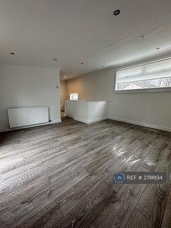2 bedroom terraced house to rent, Allanfauld Road, Glasgow, G67