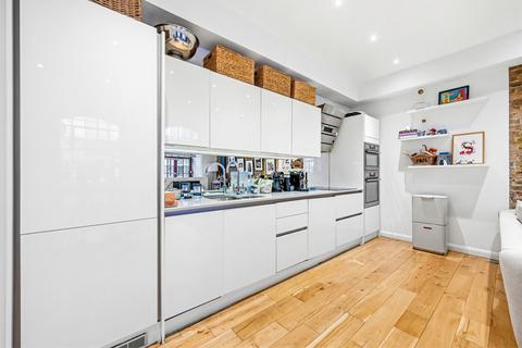 1 bedroom apartment to rent, Battersea Park Road, SW11