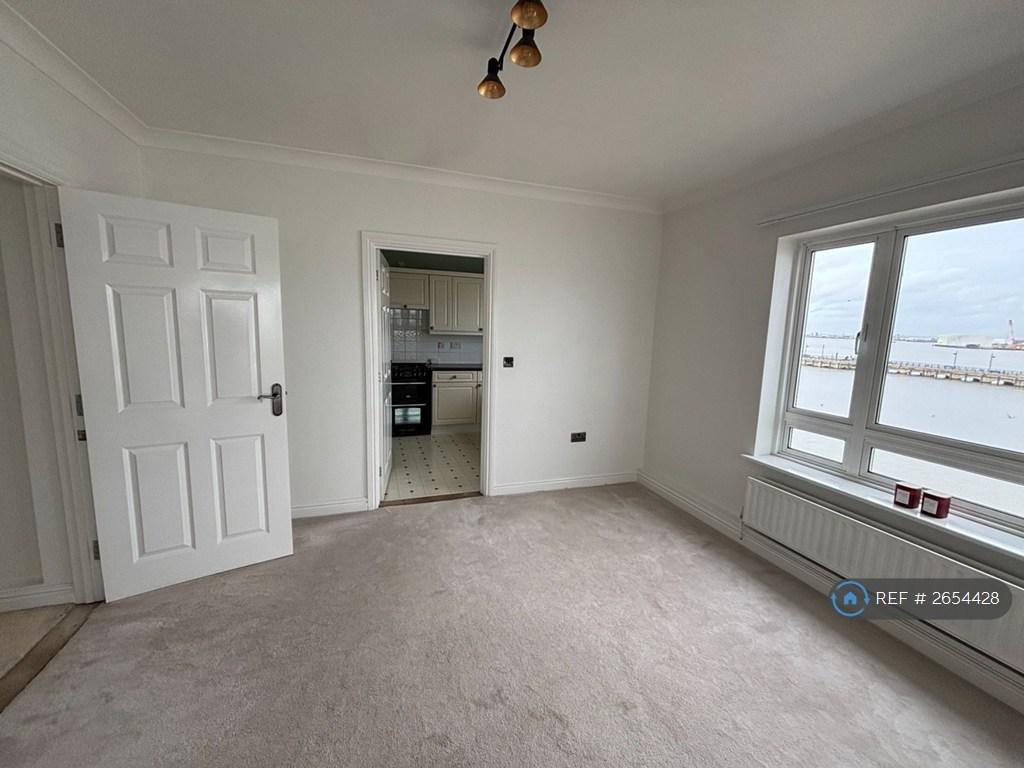 Living Room/Kitchen