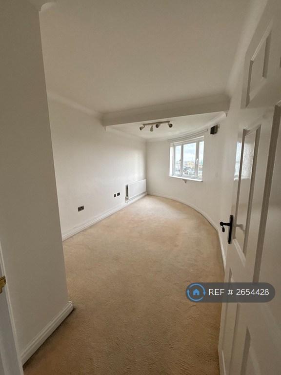 Bedroom - Master