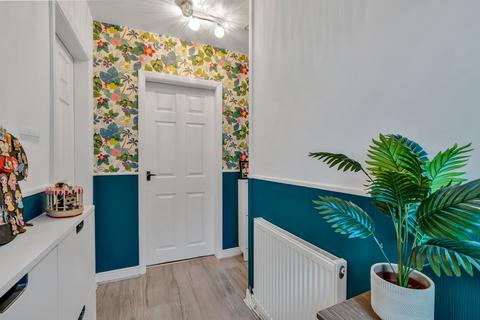 2 bedroom semi-detached bungalow for sale, Oakdene Avenue, Woolston, WA1
