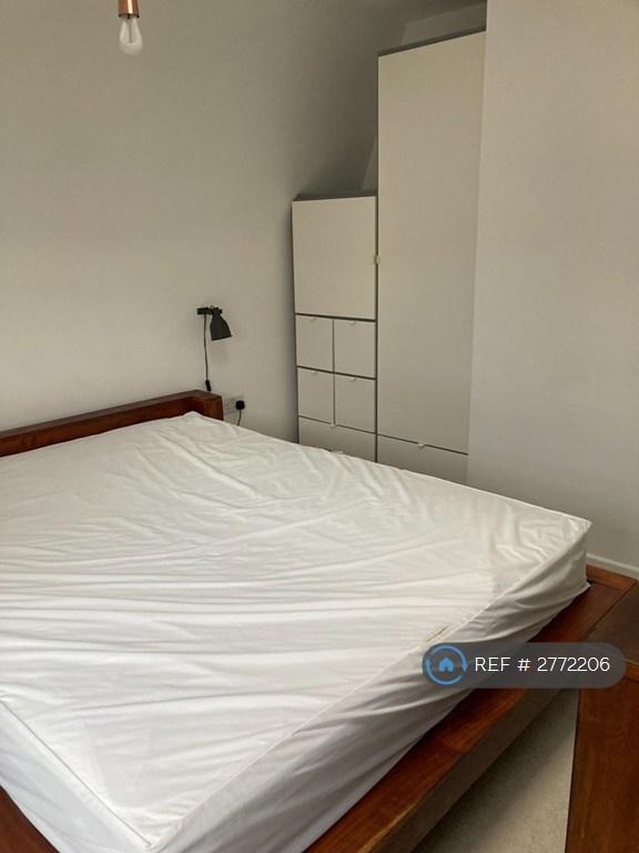 Bedroom Empty