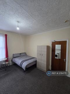 undefined, Bowes Road, London, N13
