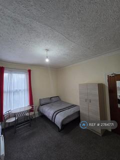 undefined, Bowes Road, London, N13