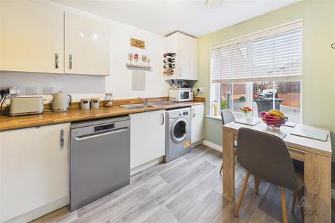 undefined, Windmill Close, Swadlincote DE11