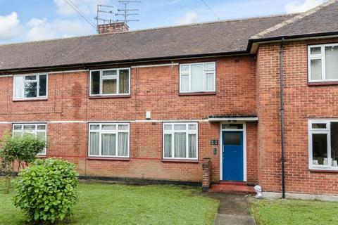 1 bedroom ground floor flat for sale, Kingsbridge Road, Harold HIll, RM3