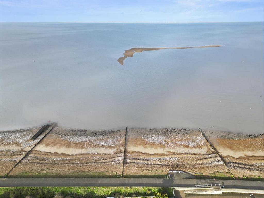 Seaview Caravan Park DJI 0014 (1).jpg