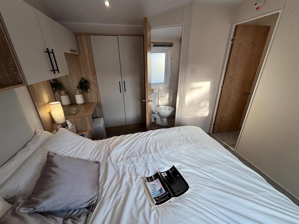 Willerby-Lamberhurst-2025-CAR0064295-128102755.jpg