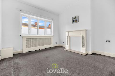 3 bedroom terraced house for sale, Hainton Avenue, Grimsby DN32